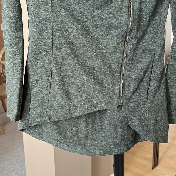 Sweet Rain Sweater - Picture 6 of 7